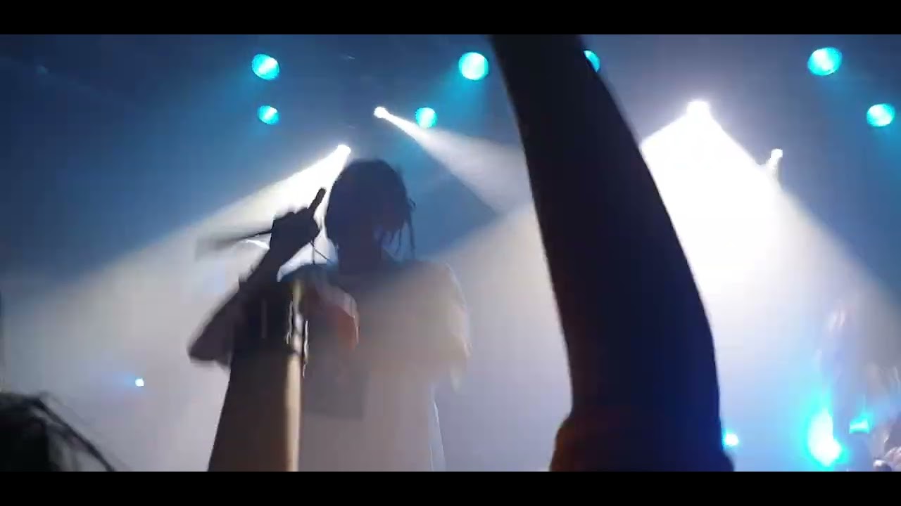 Chase Atlantic - STUCKINMYBRAIN live in Hasselt, Phases tour 2019