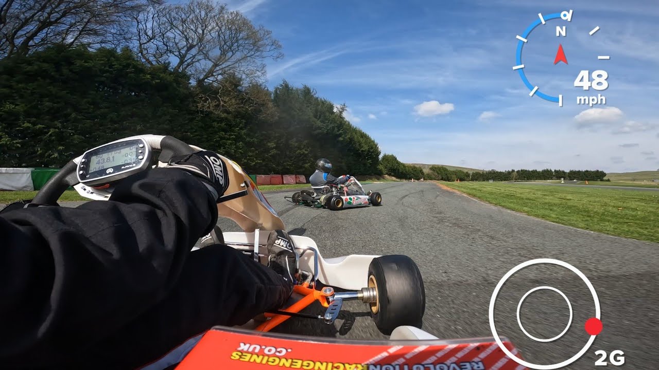 GYG (Glan y gors) Karting - Avoiding a crash - 20 Apr 22 - Rotax 2 Stroke kart -GoPro Hero10 4K50fps