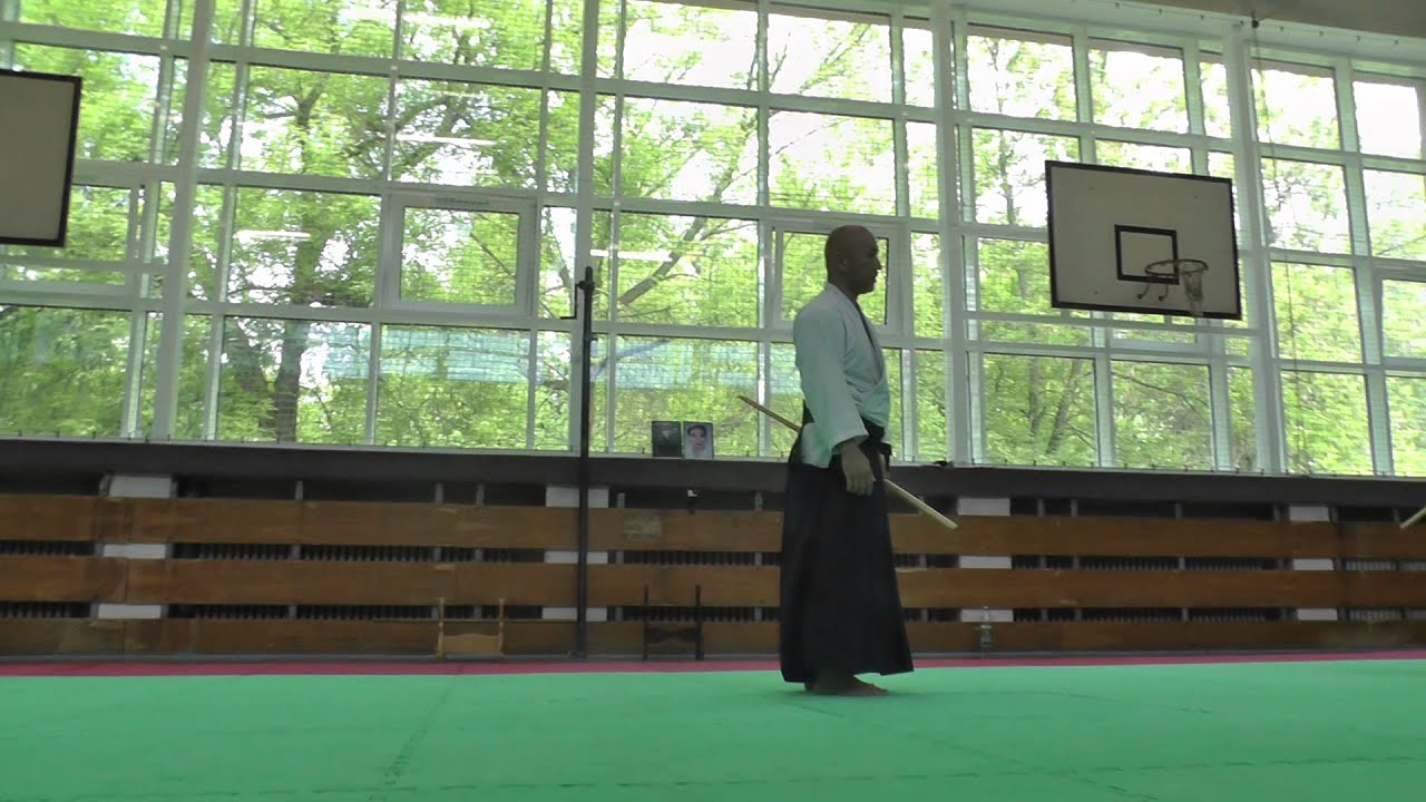 00010 - Ai-hanmi ura - Irimi-nage - Explanations ken-tai-ken