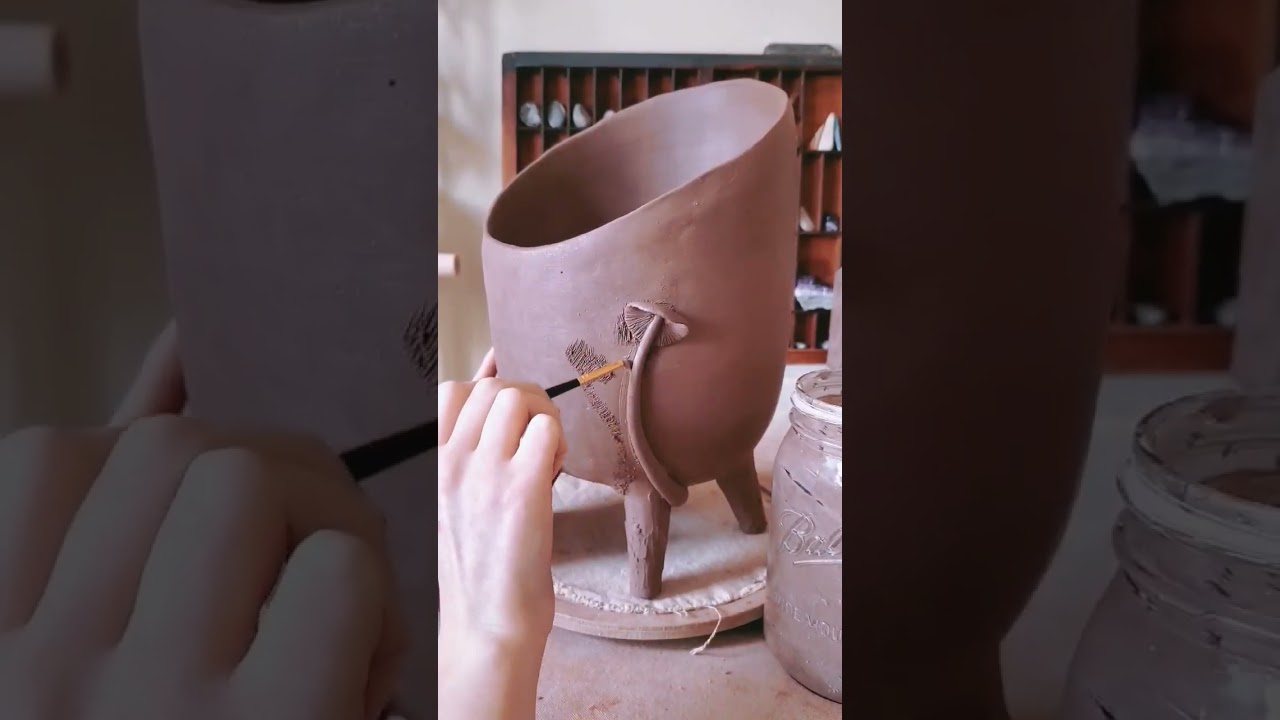 🪴 My First Large Planter (2022) &bull; Hand-building Pottery