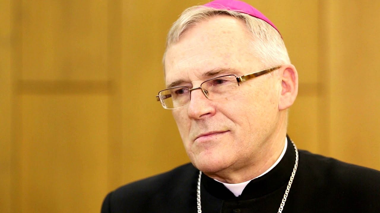 Życzenia dla os&oacute;b konsekrowanych - bp Kazimierz Gurda
