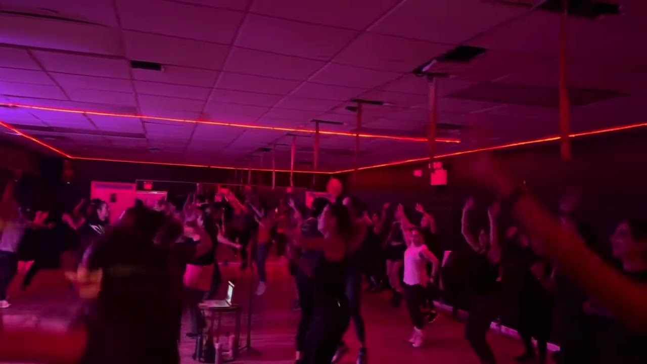 Zumba Class in Queens NYC | High Energy Zumba with Joel at Vibez Studio