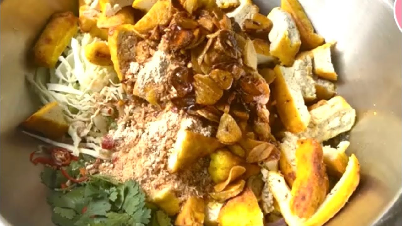 ပဲပြားသုပ် Making Tofu Salad