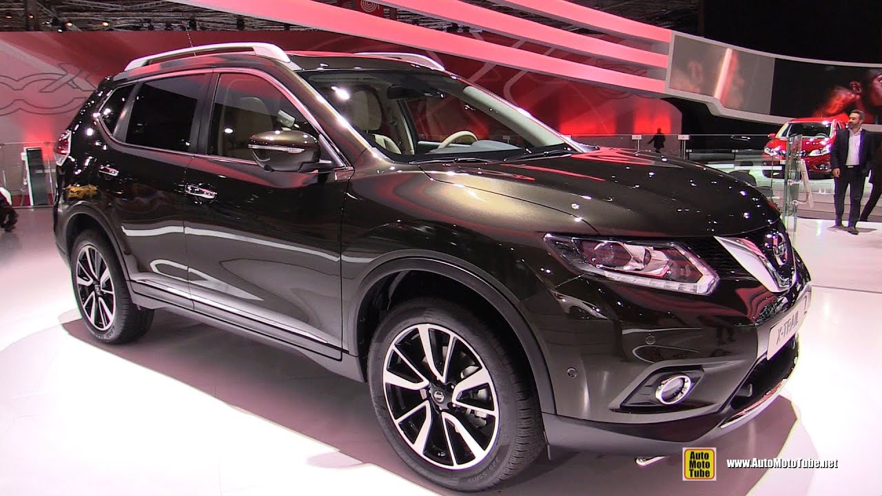 2015 Nissan X-Trail Tekna - Exterior and Interior Walkaround - 2014 Paris Auto Show