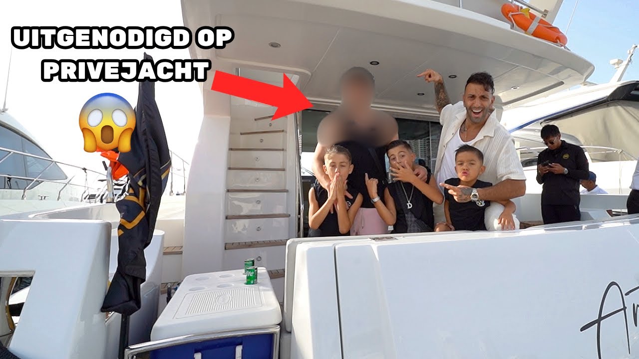 DEZE YOUTUBER UIT NEDERLAND KOMT ONS OPZOEKEN IN DUBAI | #1024