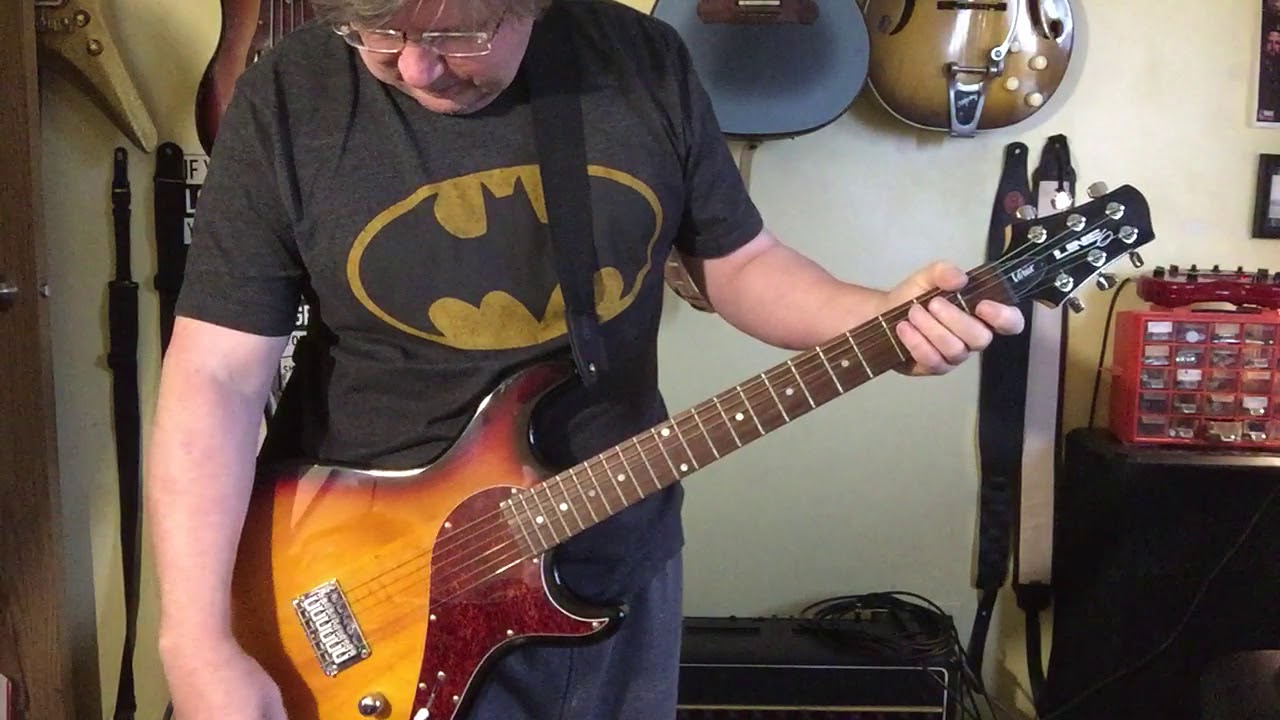 Line 6 Variax 500 Guitar Demo