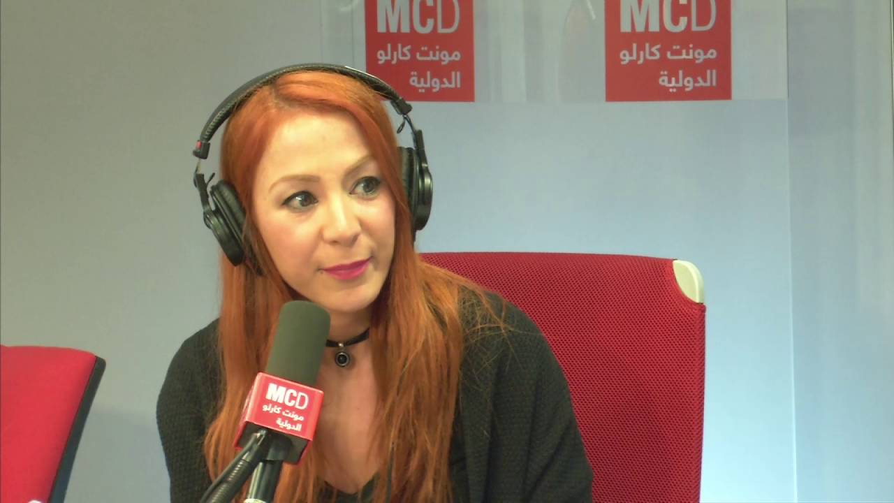 الفنانة الفرنسية الجزائرية نبيلة دالي