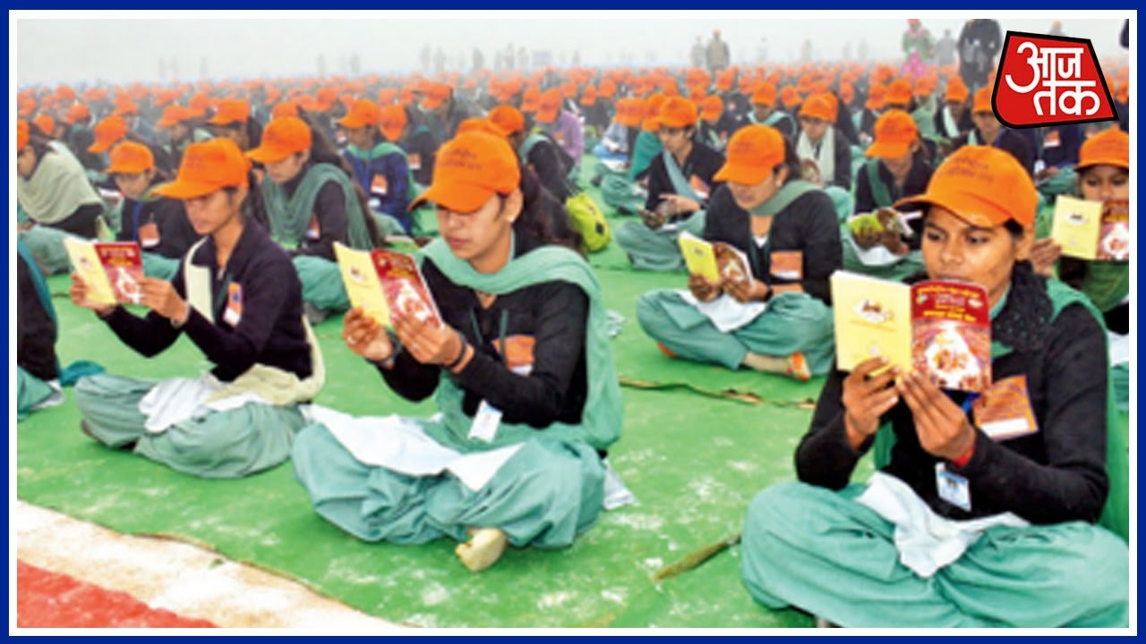 100 Shehar 100 Khabar: 18,000 School Students Recite 18 Shlokas From Gita To Set New World Record