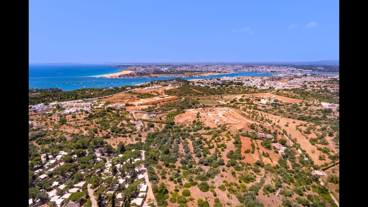 Plot with Approved Hospitality Project in Ferragudo with Countryside Views