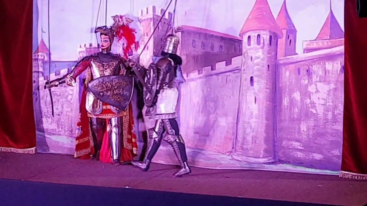 L'Opera dei Pupi Siciliani Fratelli Napoli Sagra del Cannolo Gesso Messina marionette Rinaldo