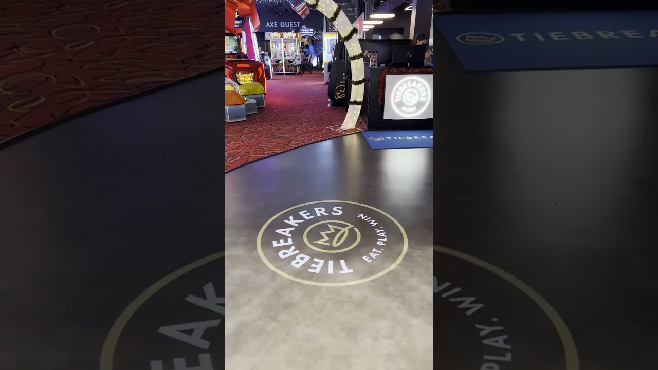 Want to Make Your Store Stand Out? How About a Gobo Projector? #projector  #goboprojector  #gobo