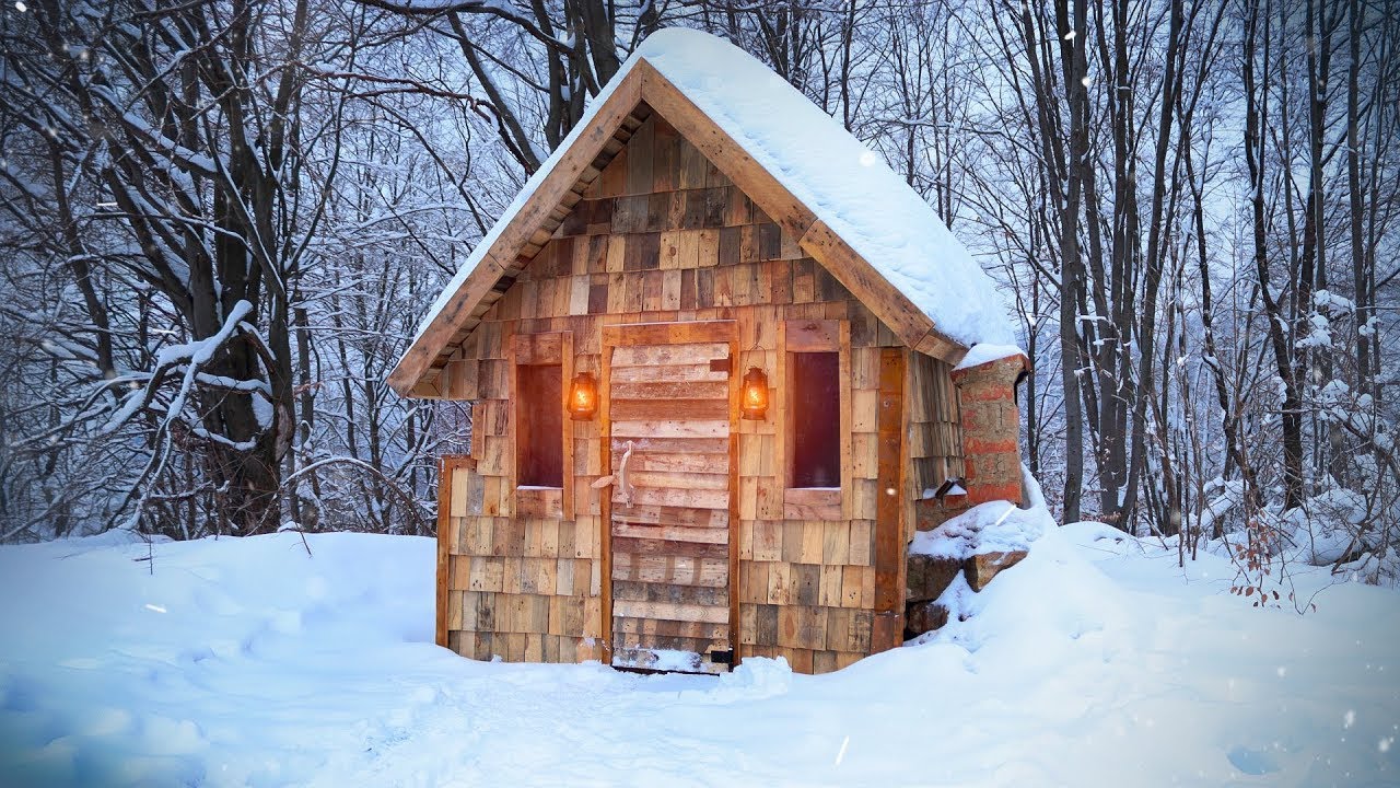 DIY Pallet Cabin Build | Off Grid Tiny House Construction 🪓 | @Lesnoy_Craft