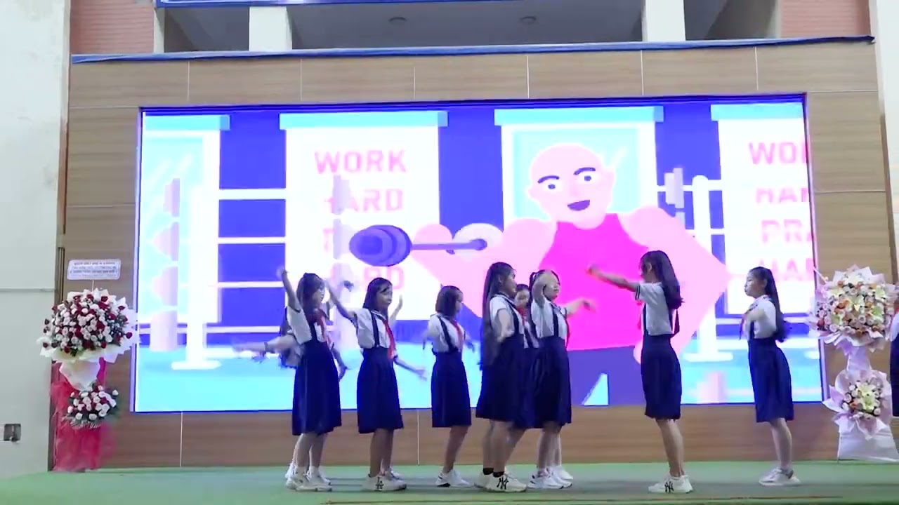 Em Bé Ngoan | Đội Văn Nghệ Trường THCS Lê Văn Tám