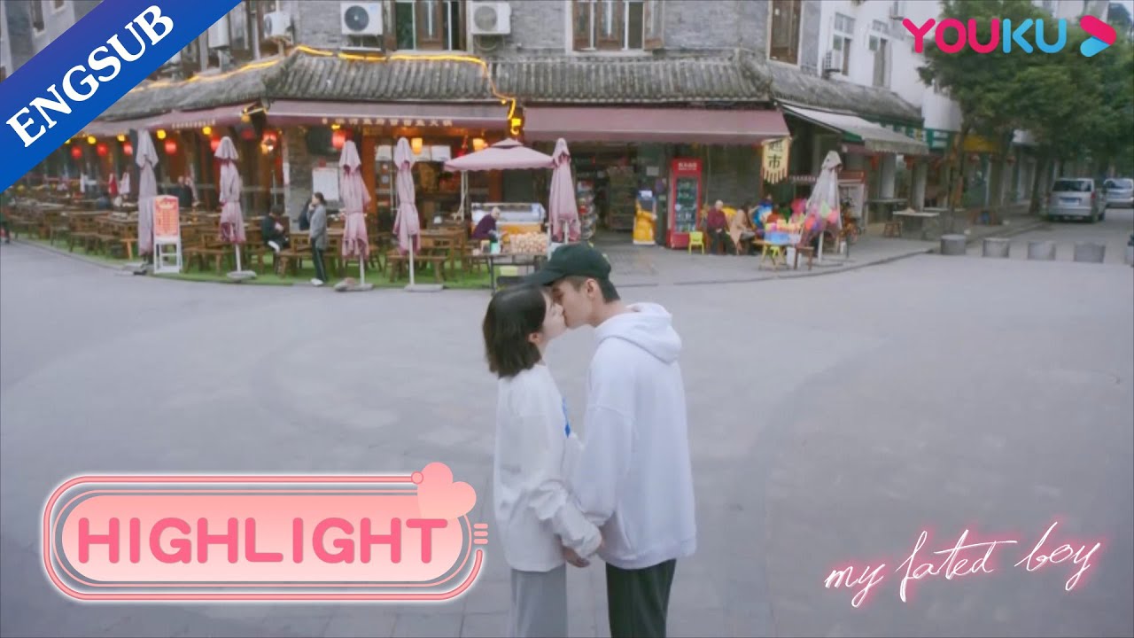 Lu Zheng'an kisses Lin Yang in their hometown | My Fated Boy | YOUKU