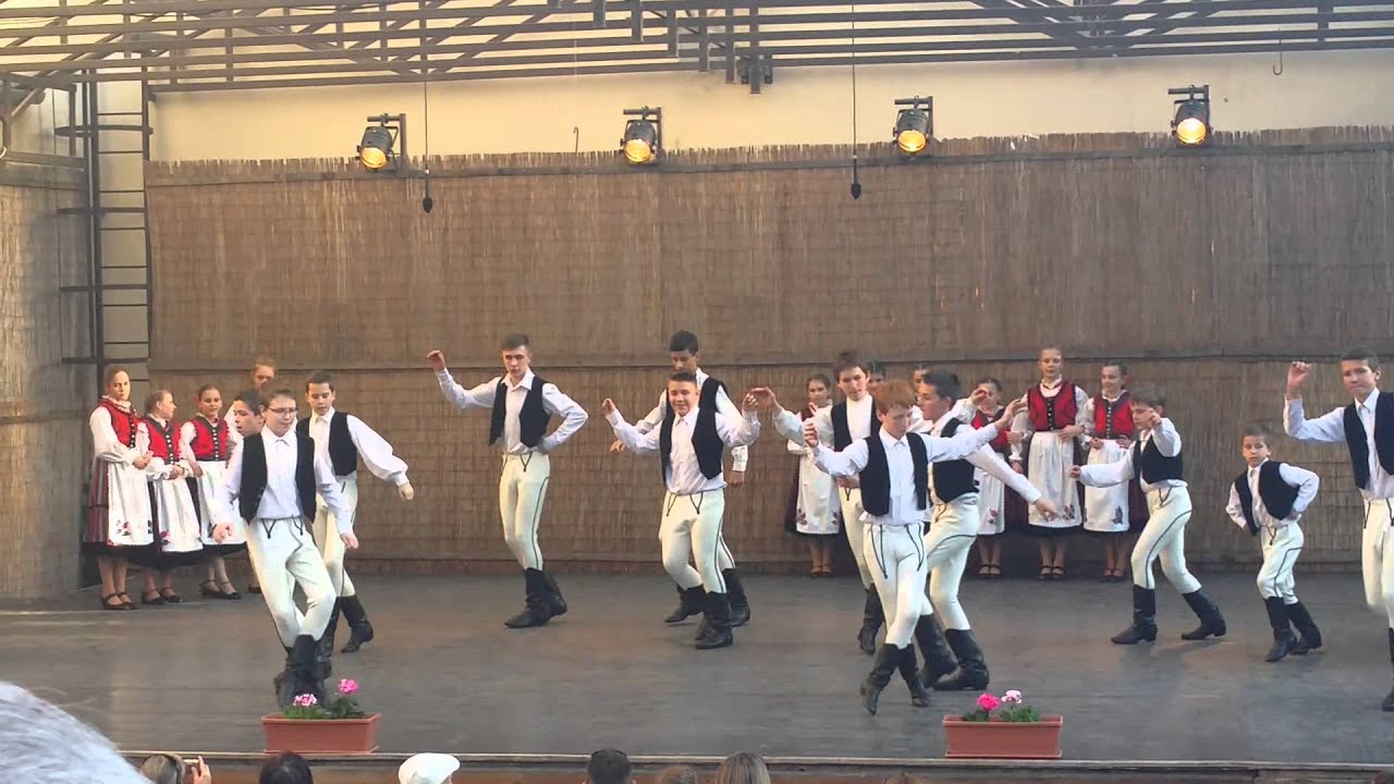 Csíkszentdomokosi tánc_2015.05.09_Évadzáró