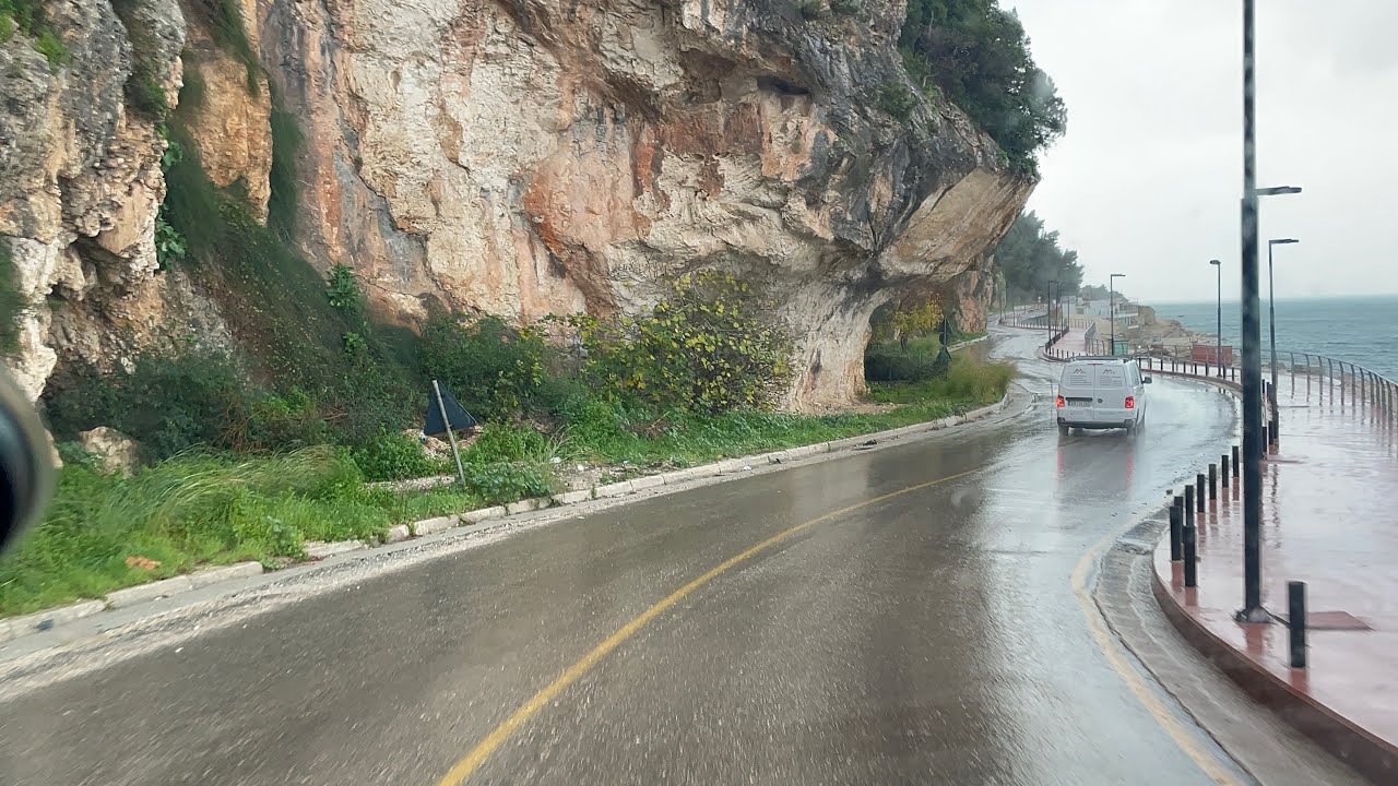 Vlore-Orikum punimet e lungomare tre ne vend numero😮 ecuria! me keto ritme as ne 2030 nuk perfundon.
