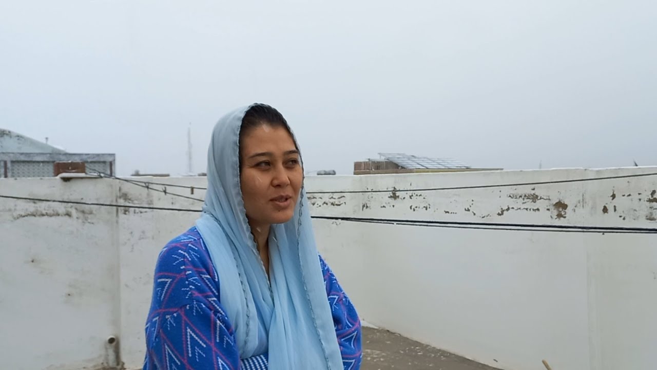 برف، فقر، مهاجرت و صبوری. Snowy day in Hazara Town,  Quetta#pakistan # لطفا لایک و سابسکرایب کنید