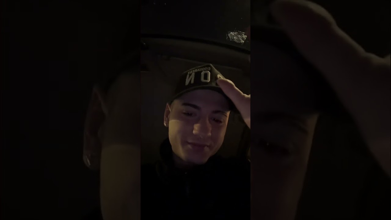 Piki (piikii00) TikTok Live | Hot Smoker Spanish TikToker