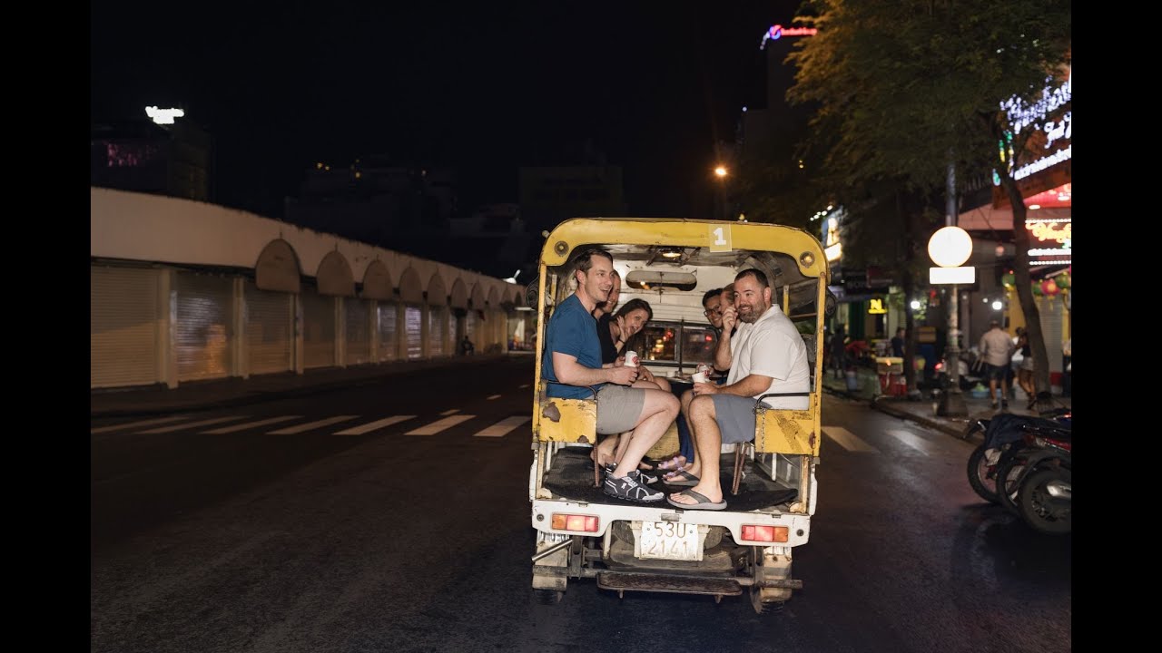 Saigon Tuktuk Tours | Best Street Food Tour in Ho Chi Minh City | Top Rated Tours in Vietnam