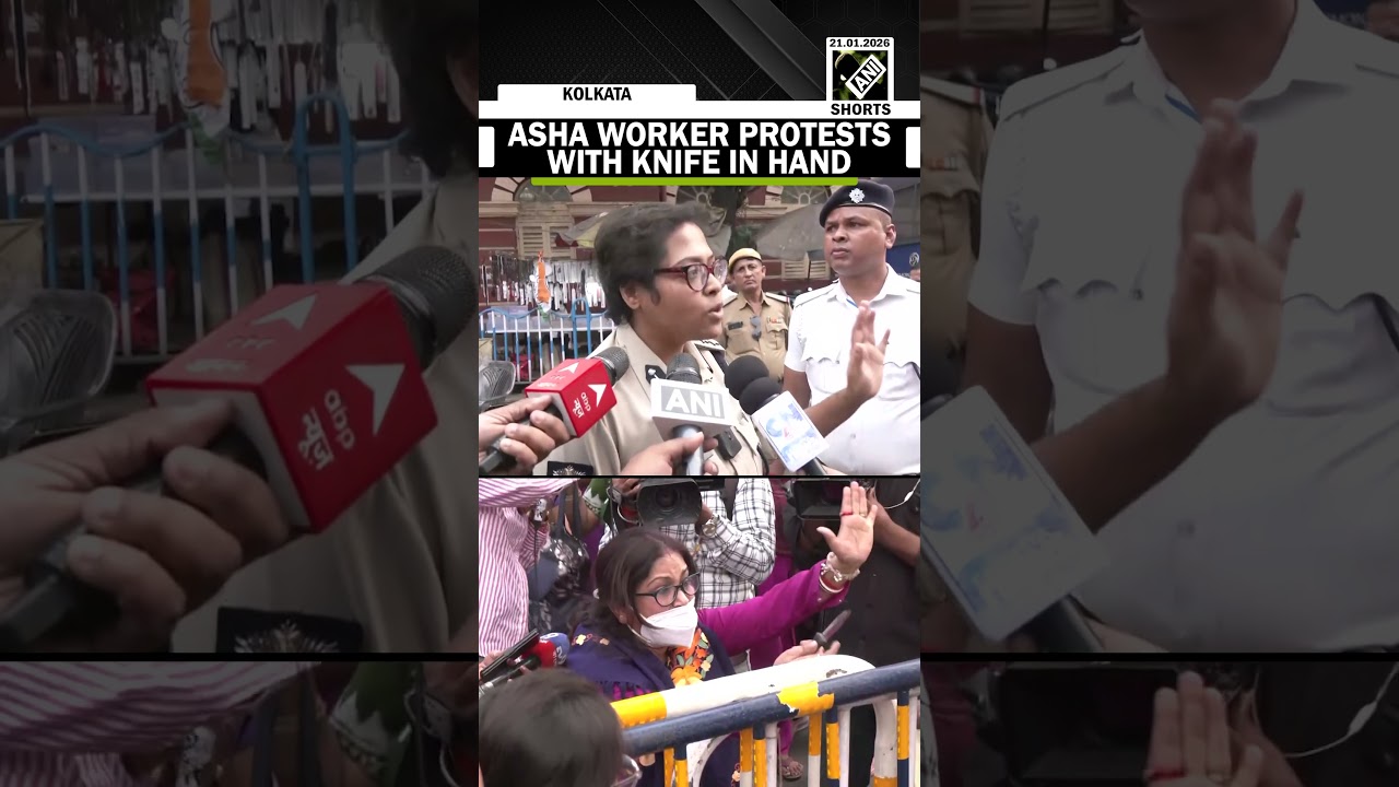 Tension during Asha workers&rsquo; protest outside KMC as woman brings knife