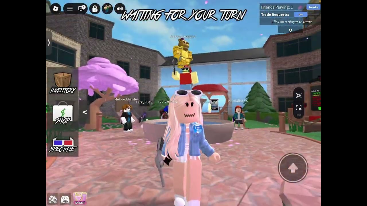 Playing MM2’s new Update with my besties