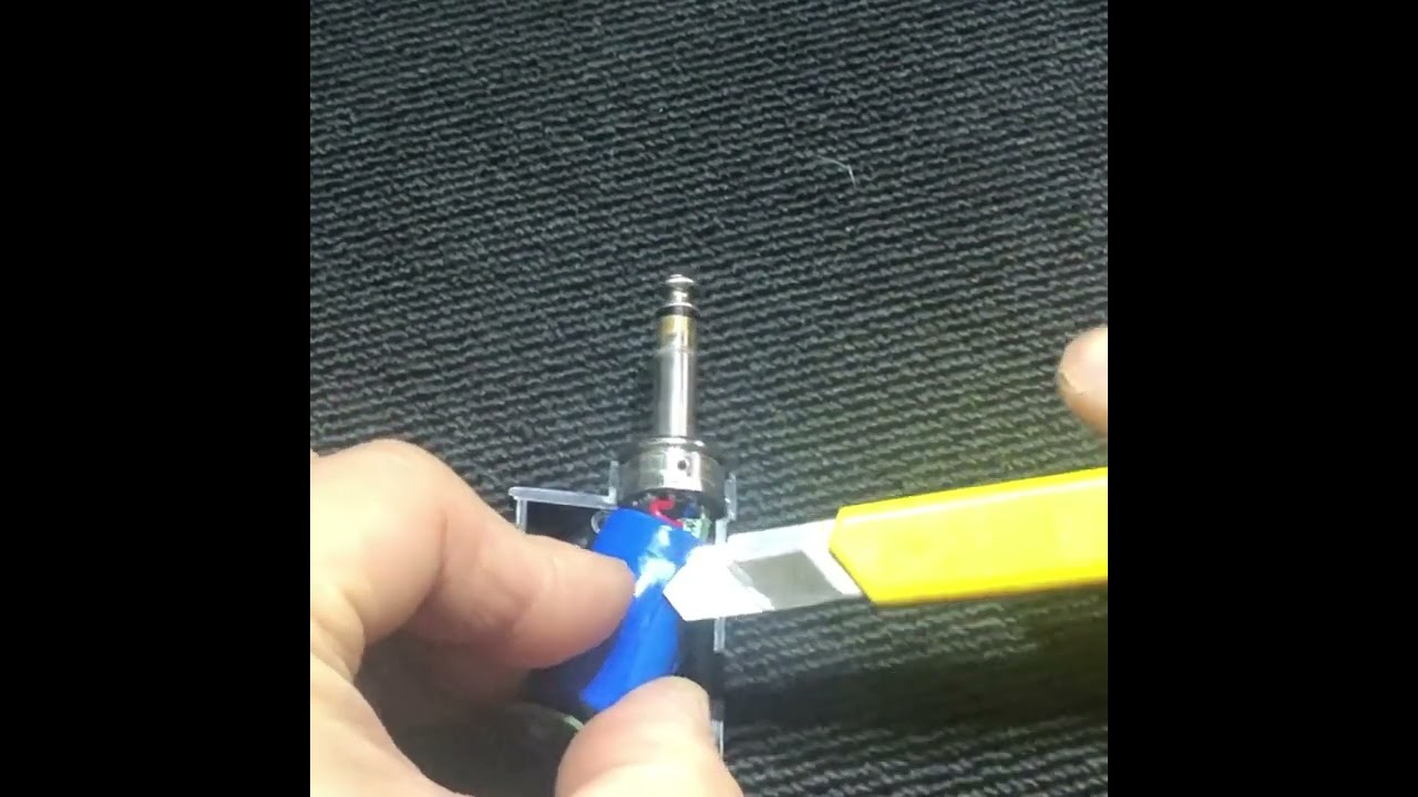 LINE 6 RELAY G10  Battery Change