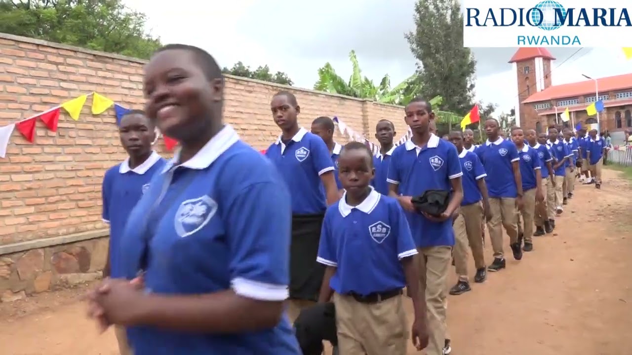 ECOLE SAINTE BERNADETTE KAMONYI: AKARASISI KABIMBURIYE UMUNSI MUKURU W'ISHURI