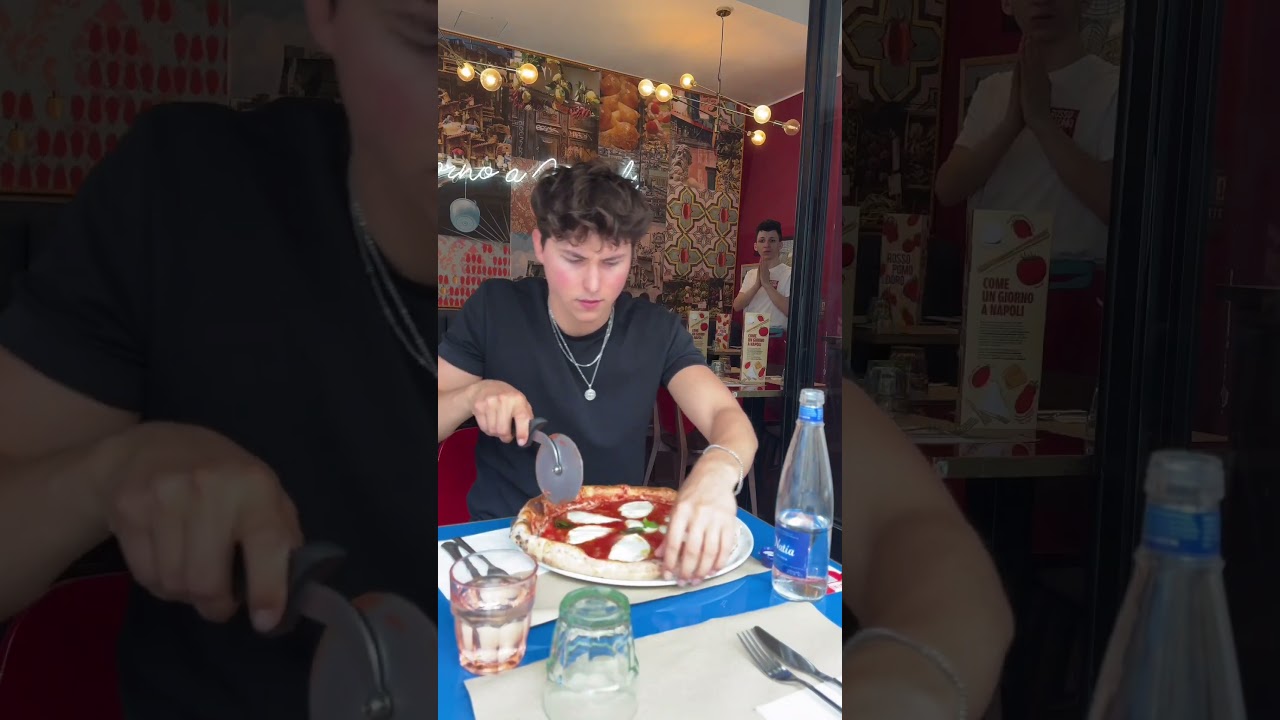 Eating Only Middle Of Pizza And Pissing Off Italians