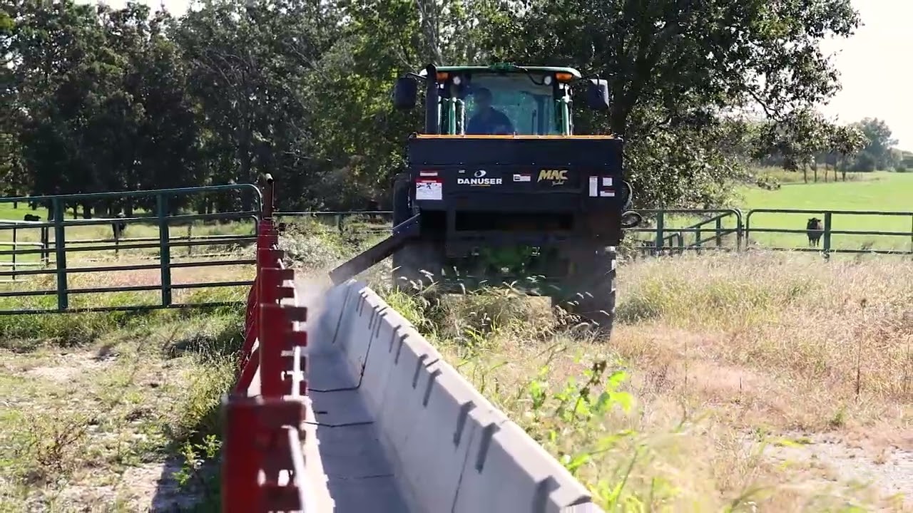 Feeding Cattle with the Danuser MAC Bucket