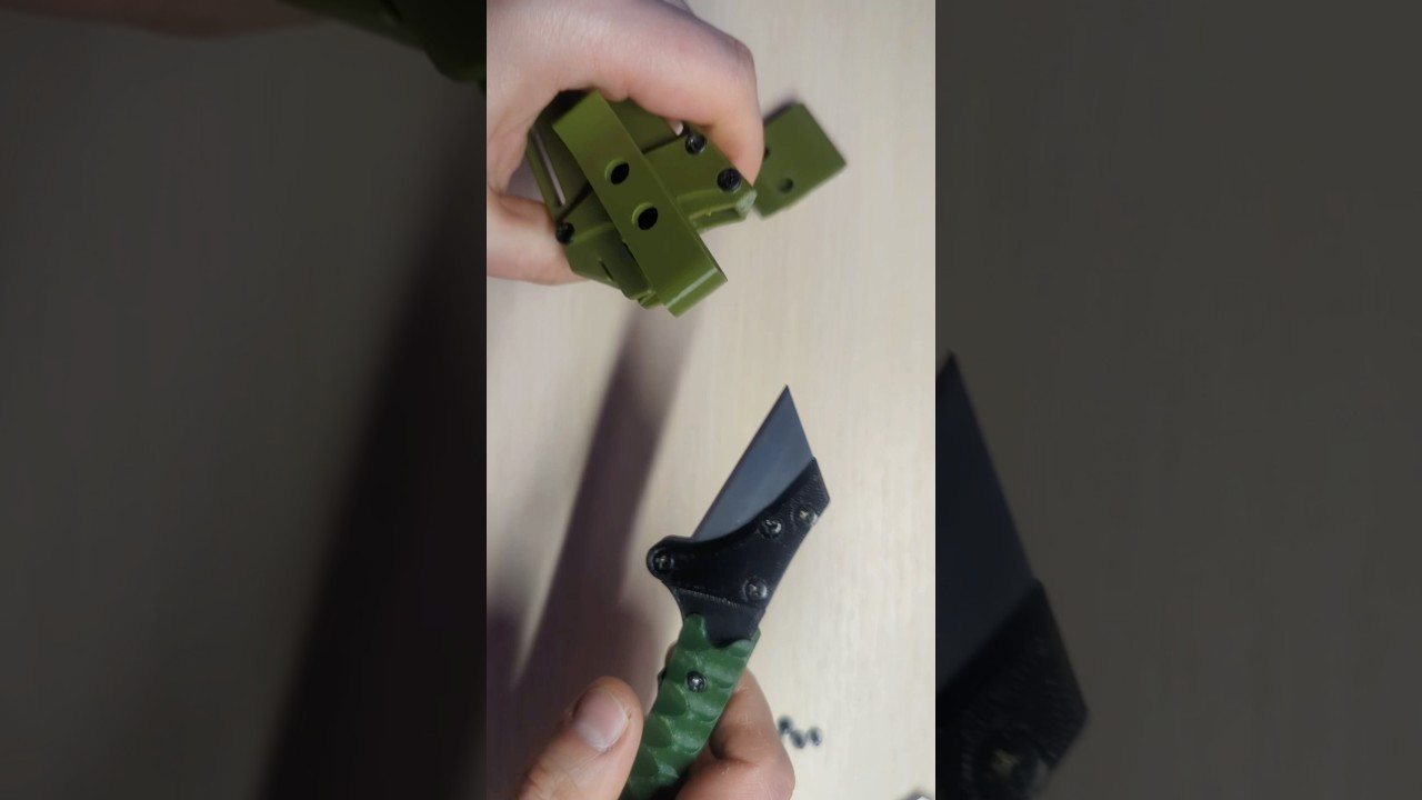 3D-printed knife contains a real utility blade and is extremely sharp🔪 #3dprinting #bambulab #knife