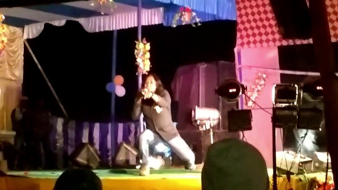 Santhali  stage  show ...Singer.. Rathin Kisku..Asansol...w.B..