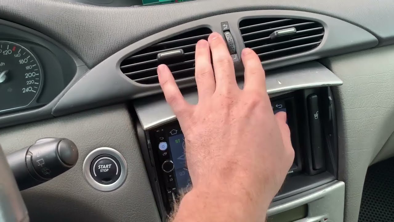 Неправильная работа климат-контроля на Renault Laguna 2, замена датчика температуры испарителя.⚠️✅