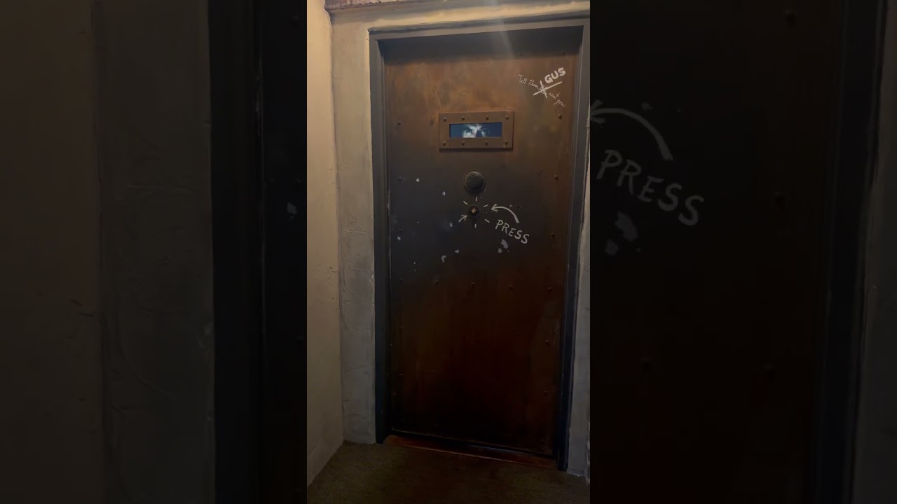 Speakeasy Hidden Bar ~ Secret Code &ldquo;Gus sent you&rdquo; ~ Downtown Savannah #prohibition ￼#savannahga￼
