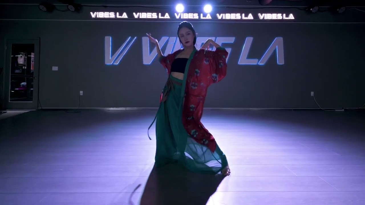 百鬼夫人 | 肉肉Zoe | Vibes LA Studio