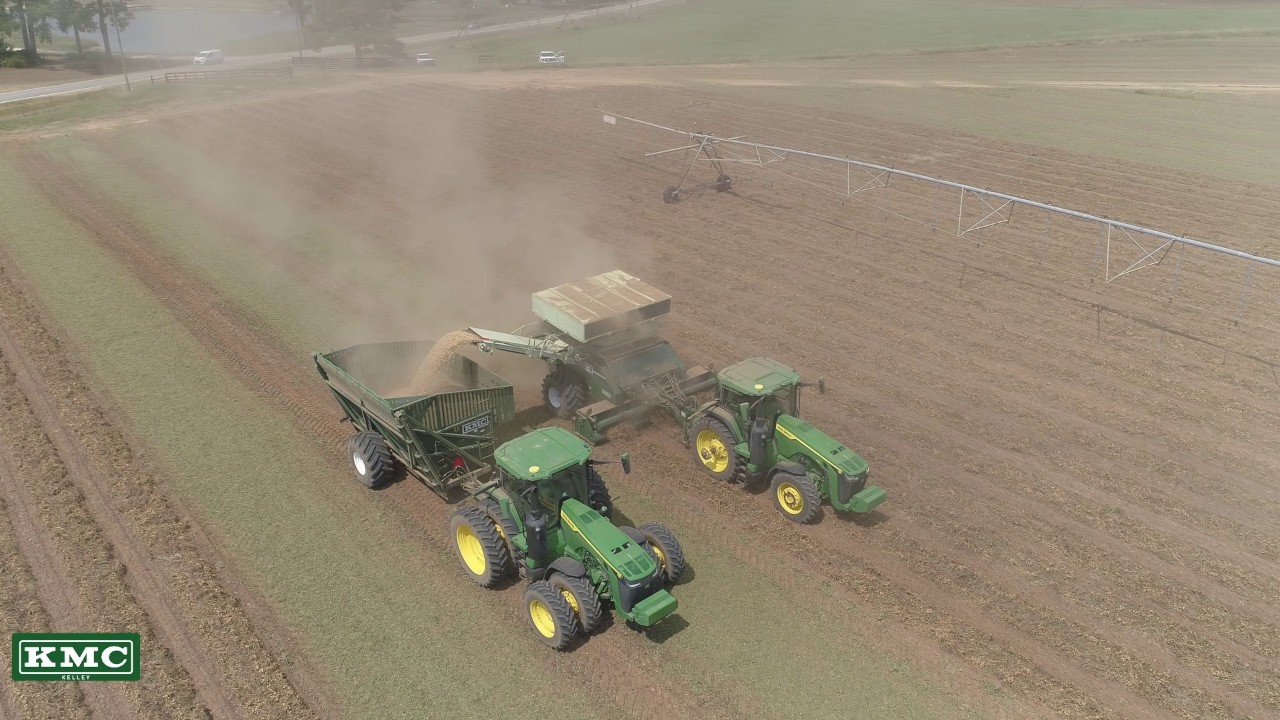 74 Series Unload-on-the-go Combine