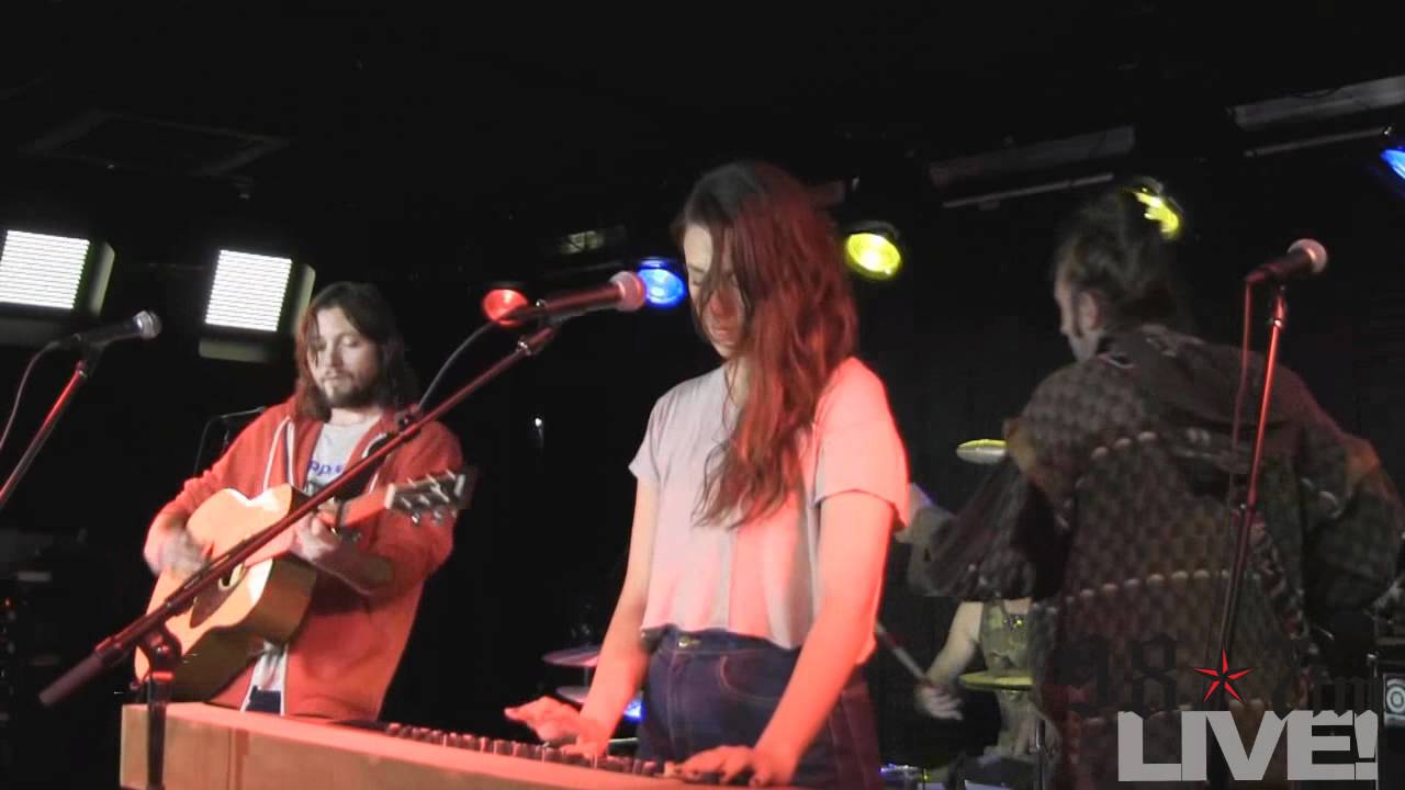 Family Of The Year- Chugjug LIVE inside the 98.7fm Performance Studio