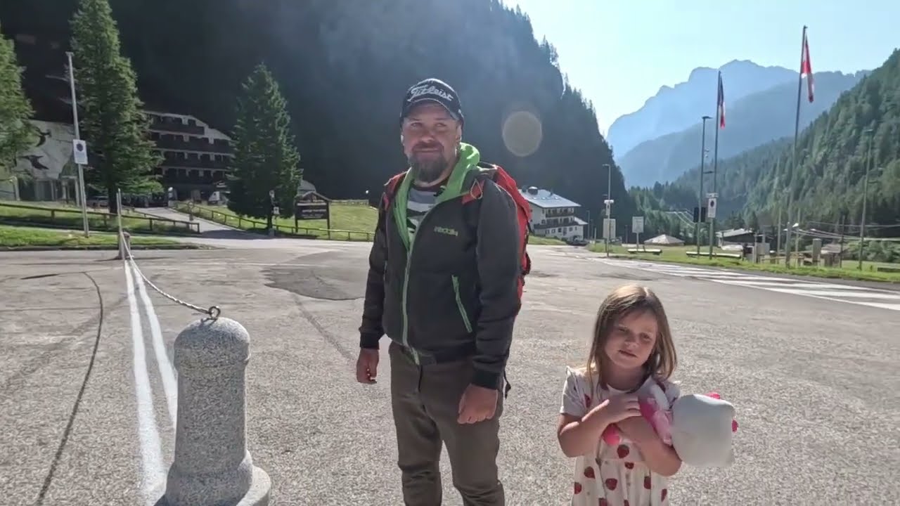Marmolada Punta Rocca  3265mnpm i jezioro Fedaia
