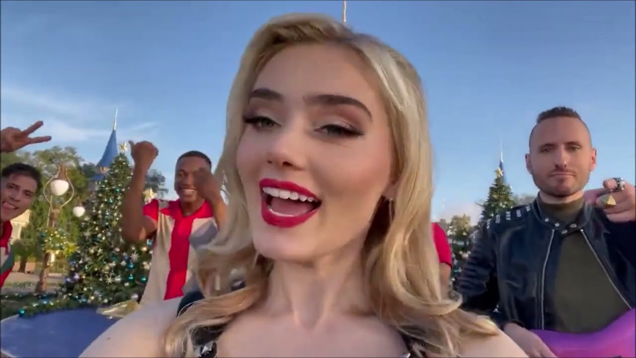 ジングルベル･ロック(メグ･ドネリー) ディズニー･パークス･マジカル･クリスマス･デイ･パレード2021