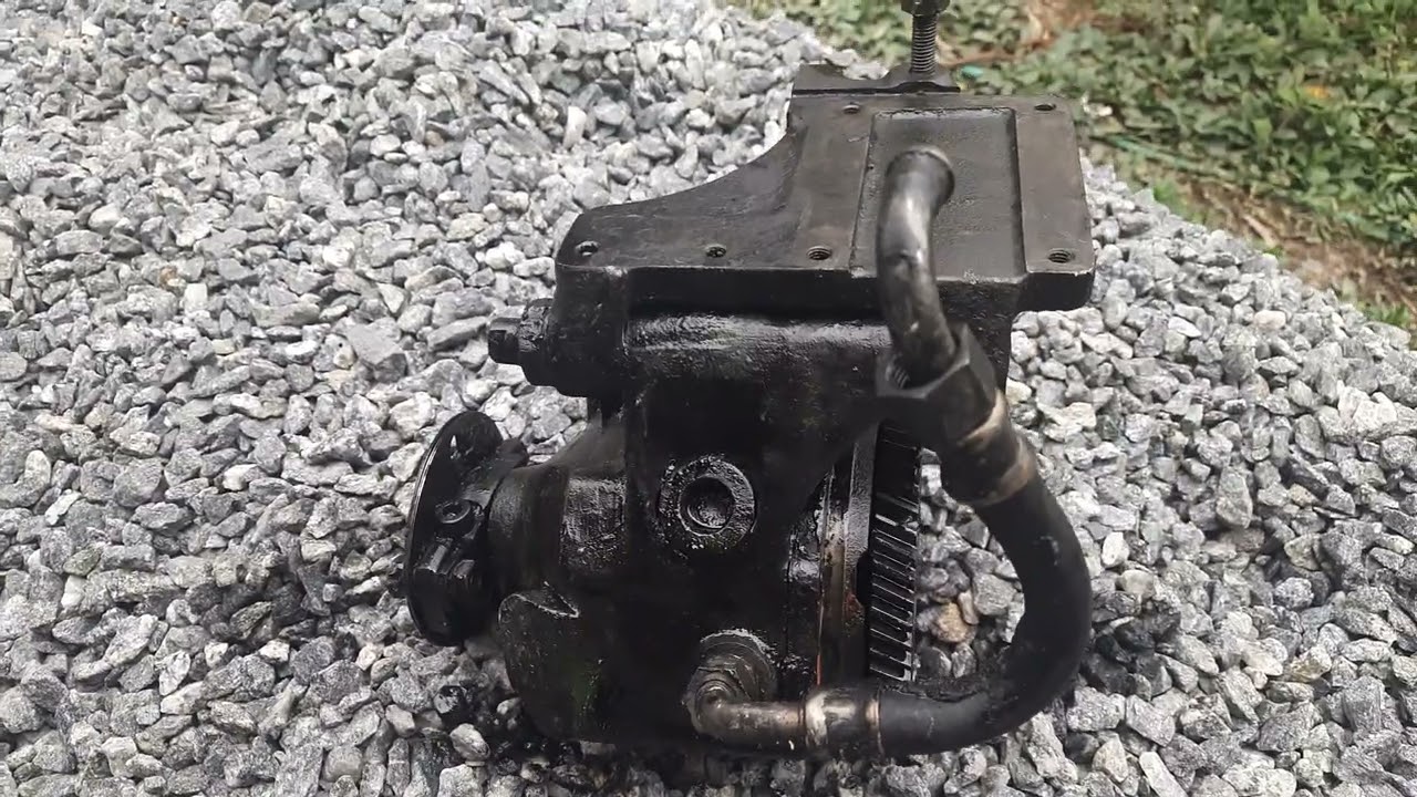 Desmontagem do acoplador da bomba injetora OM 355/6