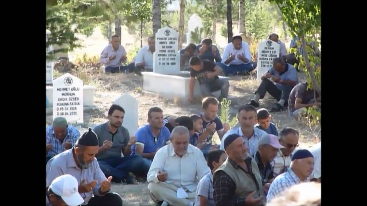 Konya Beyşehir Esence Mahallesi Kurban Bayramı Öncesi Mezarlık Ziyareti-2016