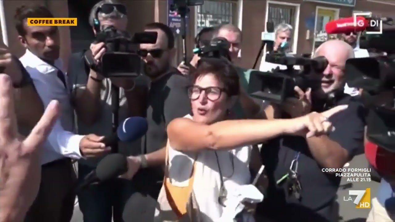 Rigassificatore a Piombino, lo scontro tra la signora e Calenda: 