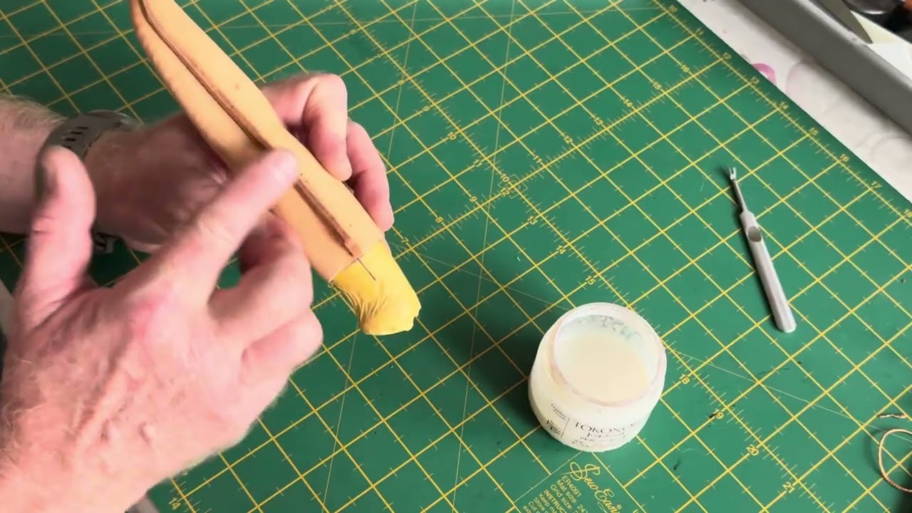 How To - Finishing Scandi Leather Sheath 2025 @thetopicala
