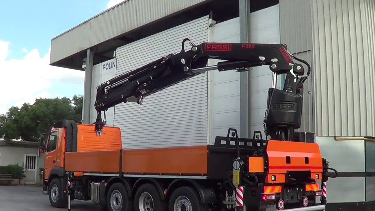 Volvo FM 4 assi (1+3) - Cassone ribassato con gru Fassi F395 scarrabile reversibile