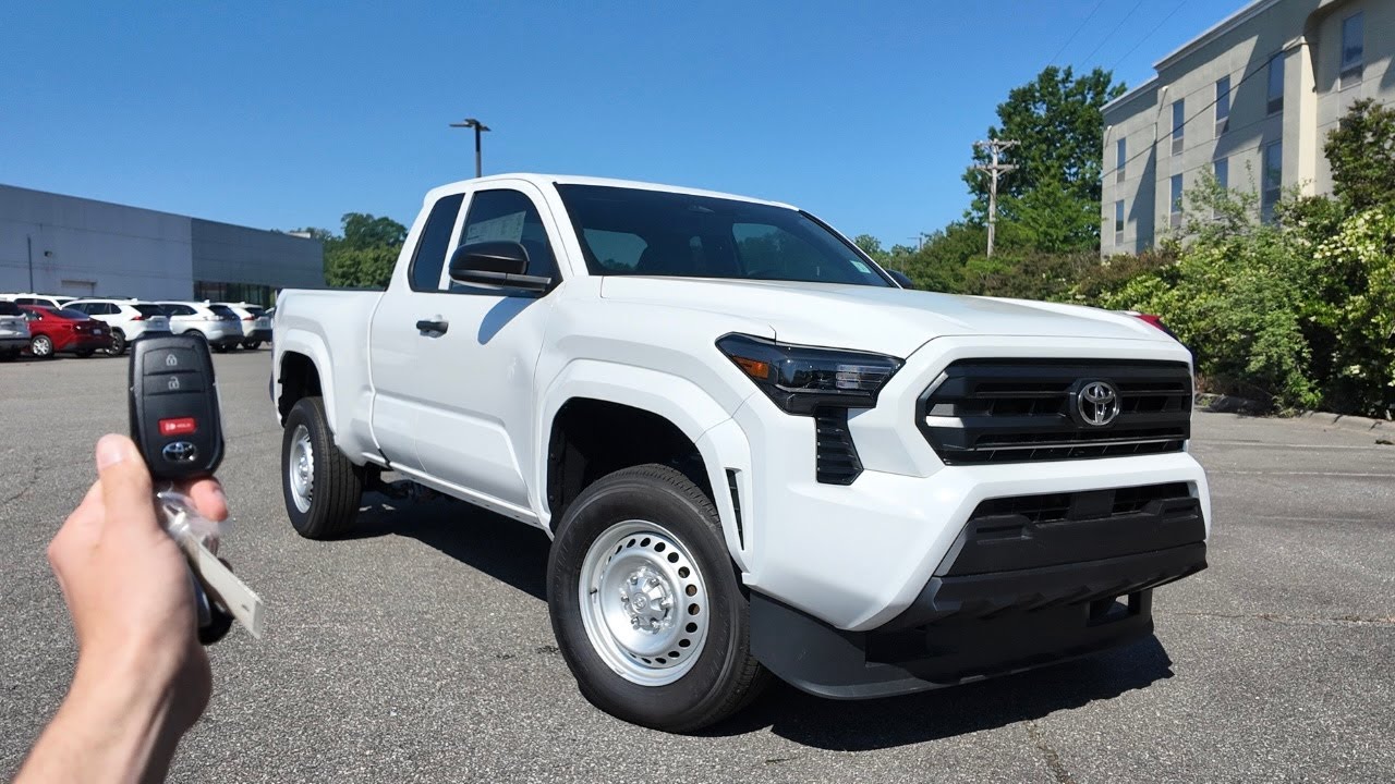 What Makes the 2025 Toyota Tacoma SR Xtra Cab The TOP Choice?