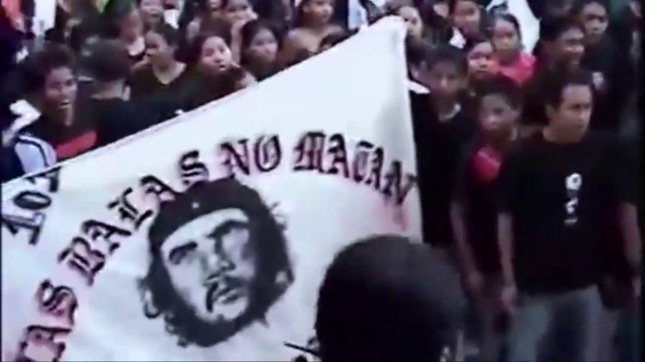 Los muertos de cristo - A las barricadas