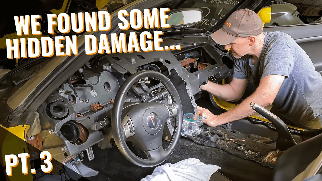 Making a Custom BCM & Pulling the Dash!  - Pontiac Solstice GXP SCCA T2 Championship Edition Pt. 3