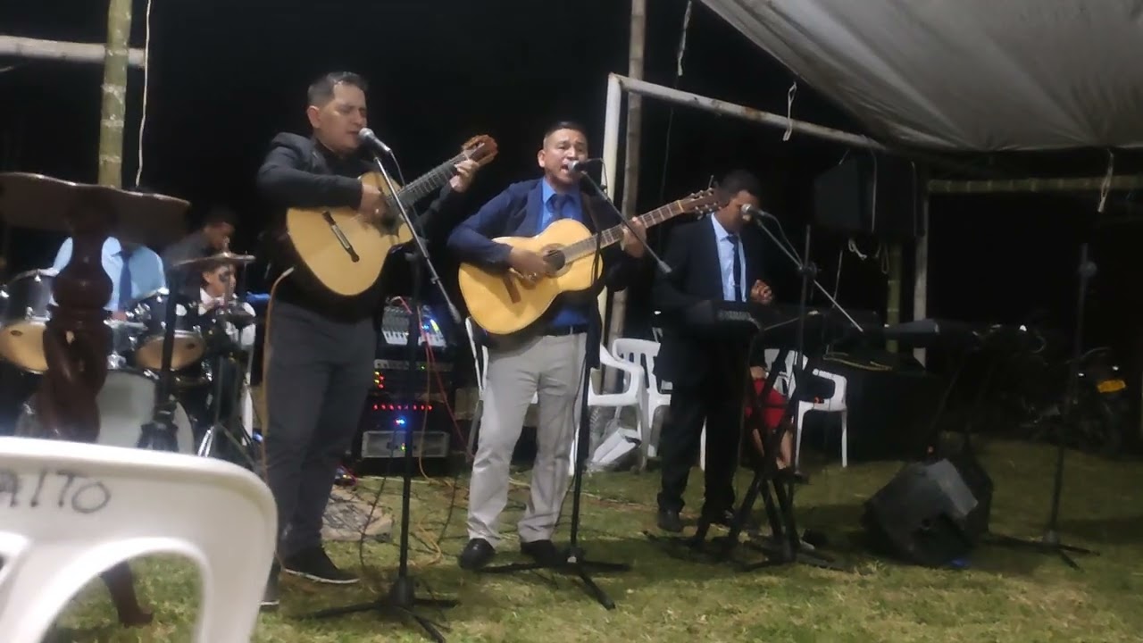 VUELVE A DIOS  (hnos Devia) - Dúo Voces de Gracia
