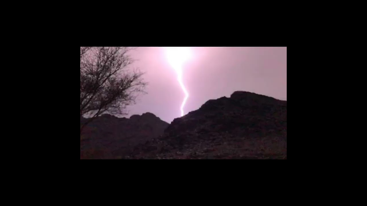 قصة المنزل المسكون بجوار المزرعه المهجوره