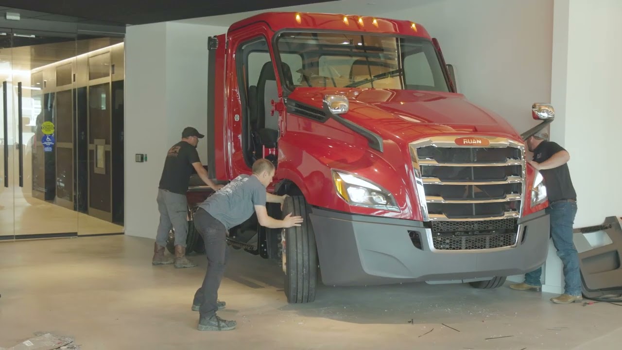Ruan Truck Unveiling at the ATA