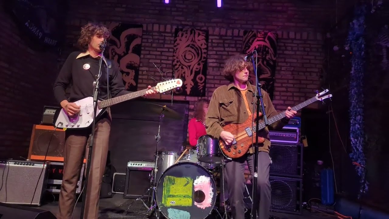 Sharp Pins - I Can't Stop [Live @ Fallen Log - Chicago 2024-11-16]